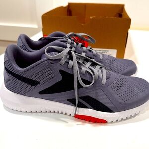 NWT - Women’s Reebok Sneakers: Flexagon Force 2 - Size 8